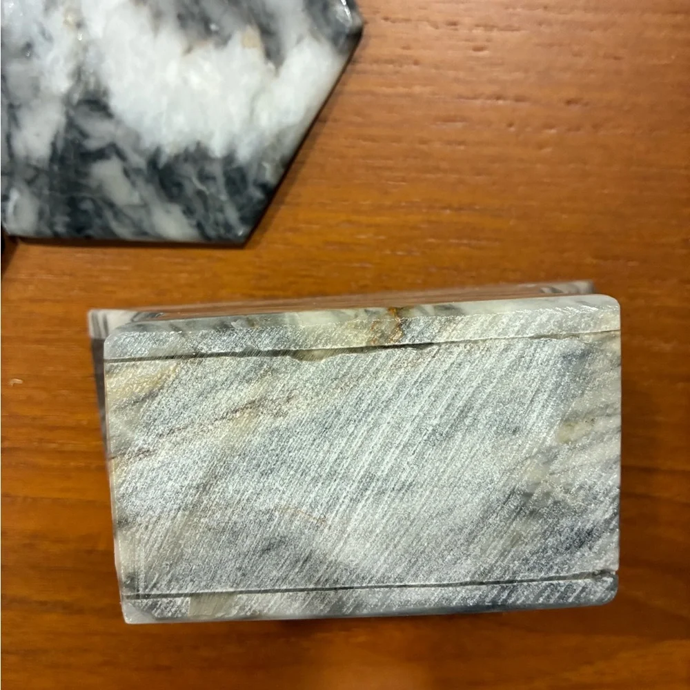 Hexagonal Marble Coasters Black and White Marble Coaster Set With Modern Holder